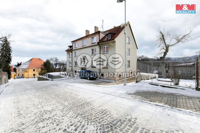 Prodej, Byt 2+1, Čestice