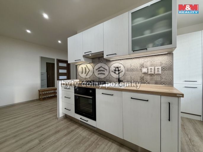 Prodej, Byt 3+1, Klášterec nad Ohří