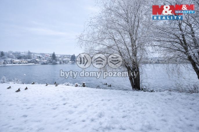 Prodej, Vodní plocha, Svojšice