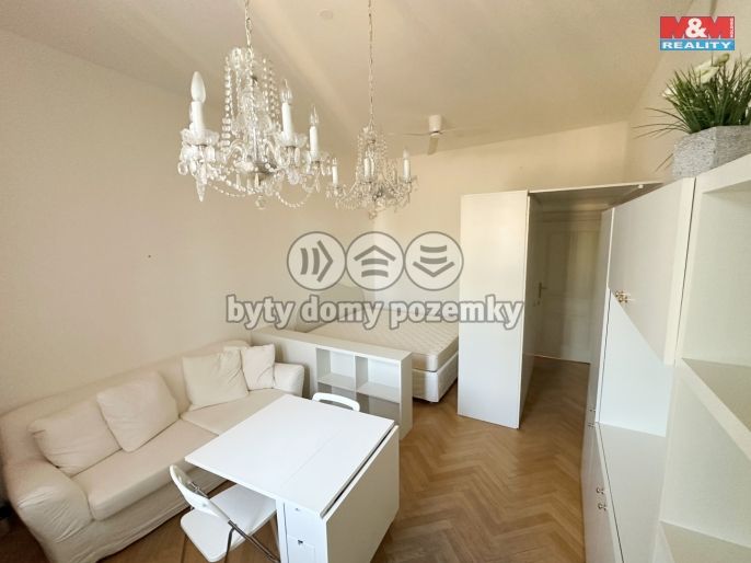 Pronájem, Byt 1+kk, Praha