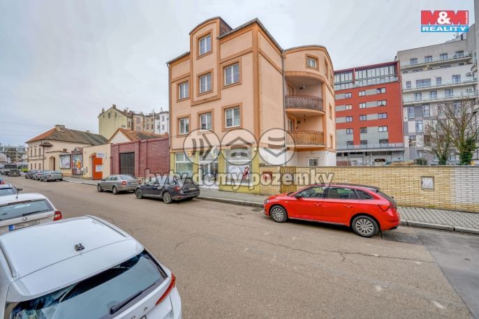 Pronájem, Obchod a služby, Plzeň