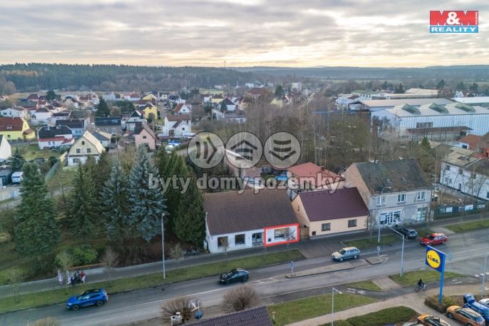 Pronájem, Obchod a služby, Nýřany