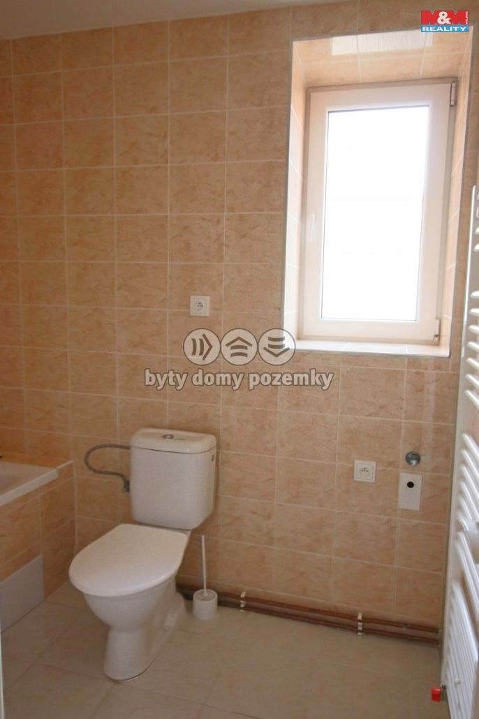 Pronájem, Byt 1+1, Jaroměř