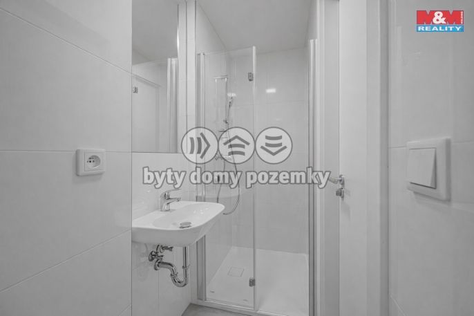 Prodej, Byt 1+kk, Praha