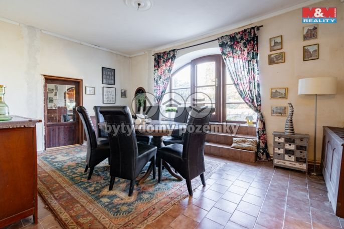 Prodej, Obchod a služby, Čížová