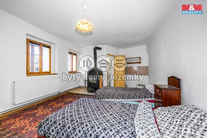 Pronájem, Zemědělská usedlost, Dobrovíz