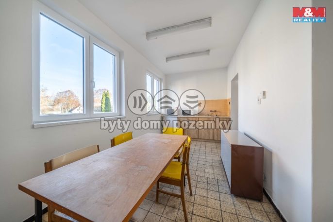 Pronájem, Sklad, Tisová