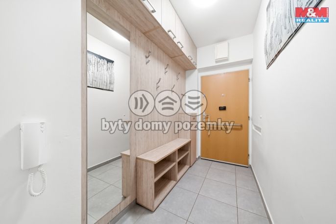 Prodej, Byt 2+kk, Pardubice
