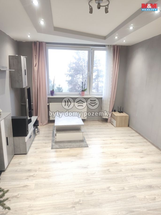 Pronájem, Byt 2+kk, Lány