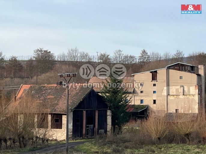 Prodej, Zemědělská usedlost, Pnětluky