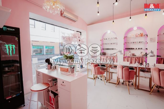 Prodej, Obchod a služby, Náchod