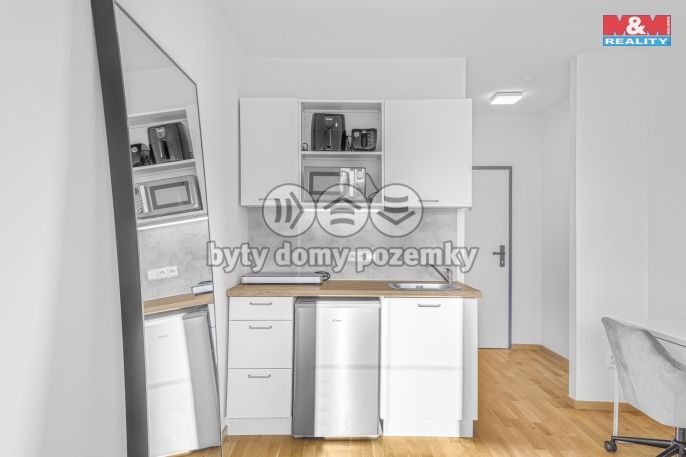 Prodej, Byt 1+kk, Praha