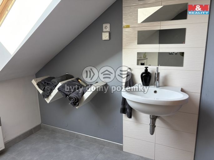 Pronájem, Kancelářský prostor, Pardubice