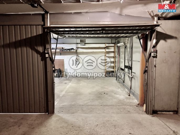 Pronájem, Garážové stání, Zlín