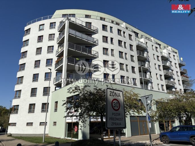 Pronájem, Byt 1+kk, Pardubice