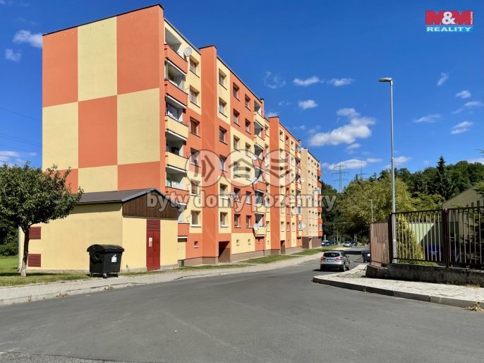 Pronájem, Byt 3+1, Loket
