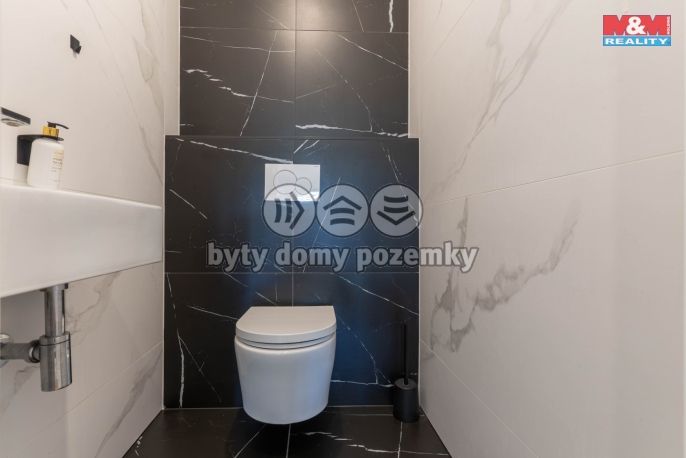 Prodej, Rodinný dům, Malhostovice