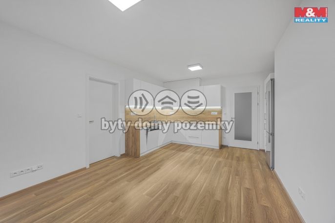 Pronájem, Byt 3+kk, Pardubice