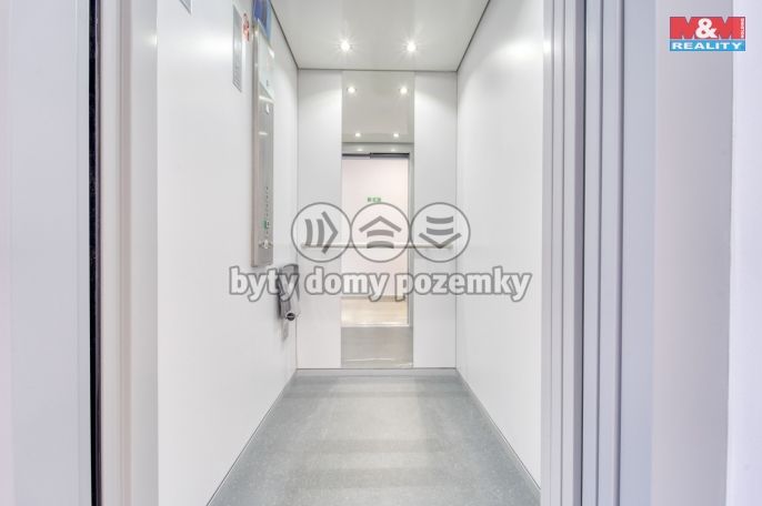 Pronájem, Byt 1+kk, Plzeň