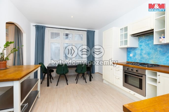 Pronájem, Byt 4+kk, Pardubice