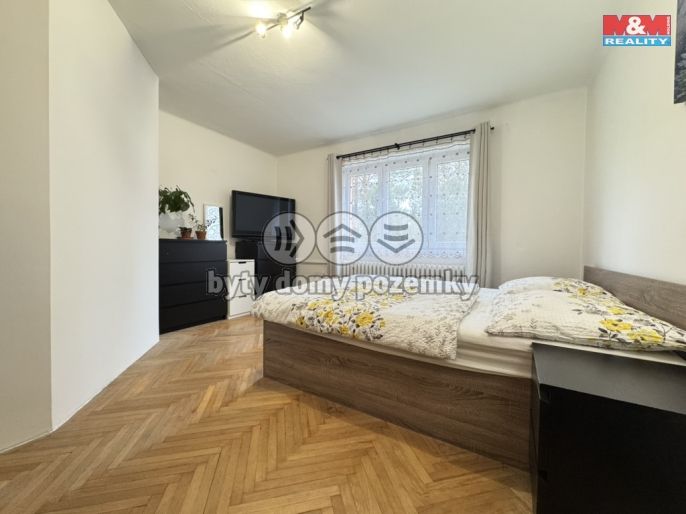 Pronájem, Byt 2+1, Pečky