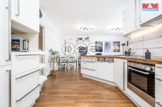 Prodej, Byt 2+kk, Hostivice