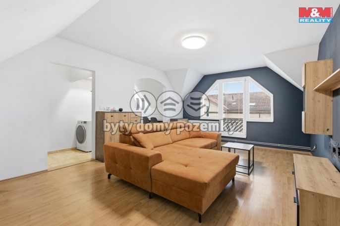 Pronájem, Byt 2+1, Nupaky