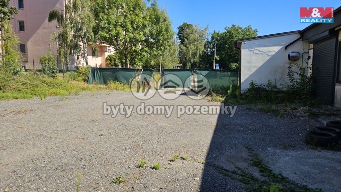 Pronájem, Obchod a služby, Chrášťany