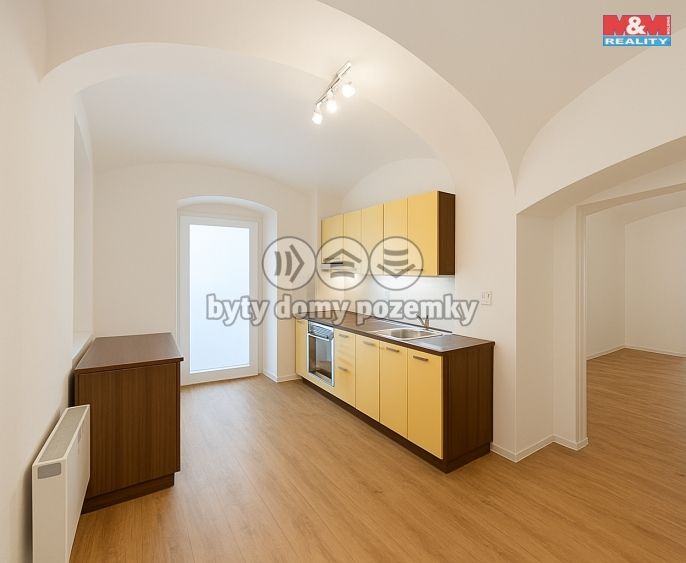 Pronájem, Byt 2+kk, Benešov nad Ploučnicí