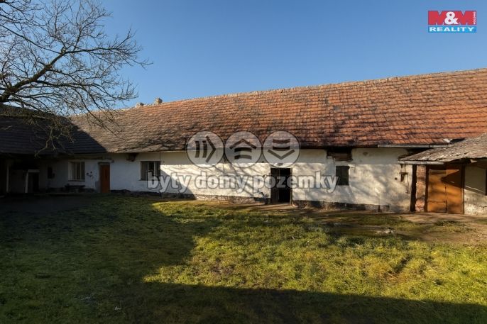 Prodej, Zemědělská usedlost, Chrášťany