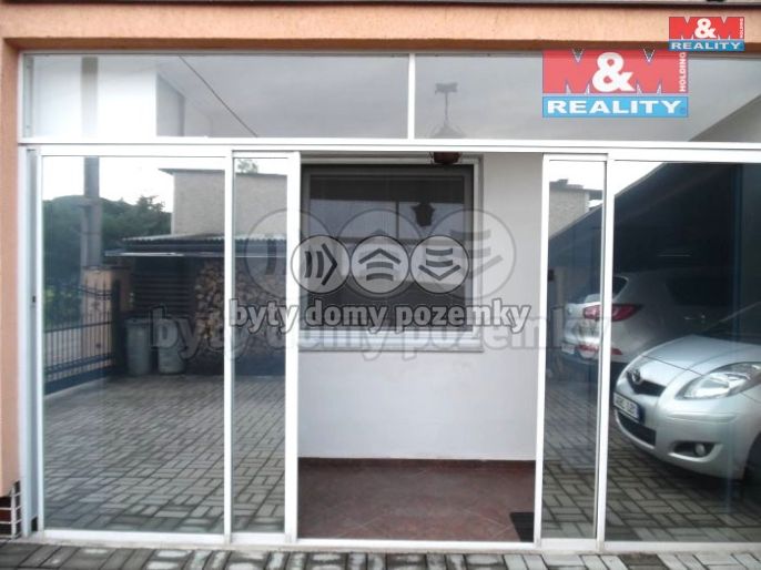 Pronájem, Byt 1+kk, Loděnice