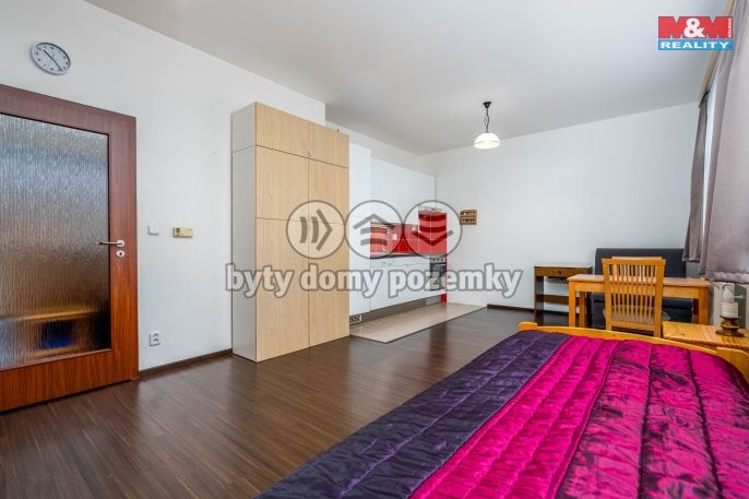 Prodej, Byt 1+kk, Milovice