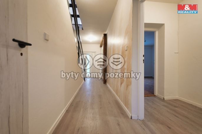 Prodej, Rodinný dům, Lešany