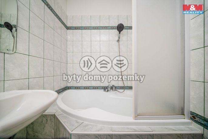 Pronájem, Byt 2+kk, Hradec Králové