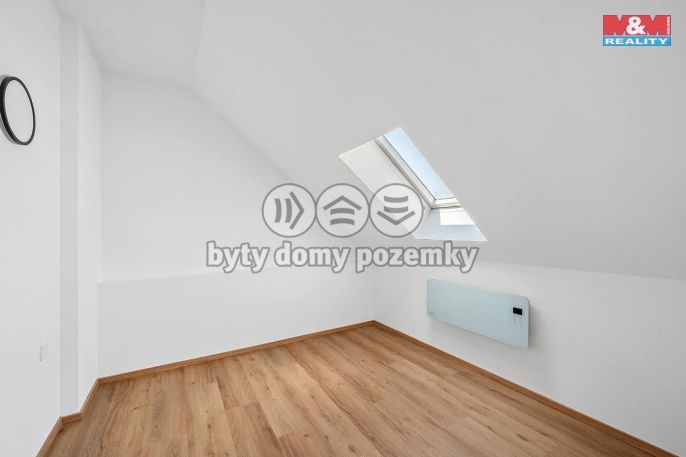 Pronájem, Byt 2+kk, Hradec Králové