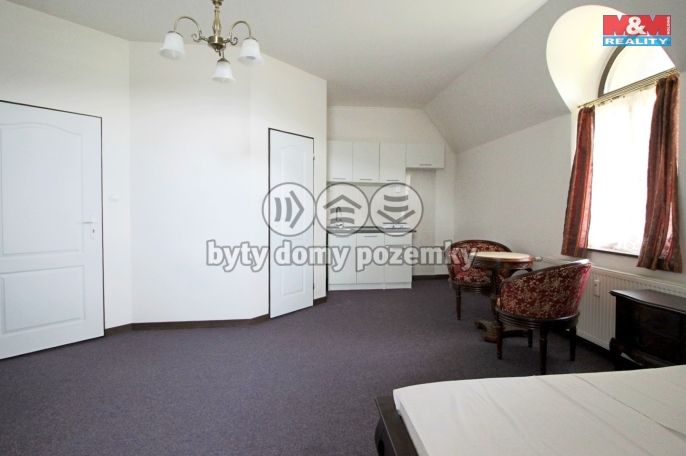 Pronájem, Byt 1+kk, Trutnov