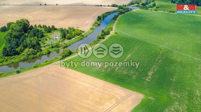 Prodej, Pole, Blatec