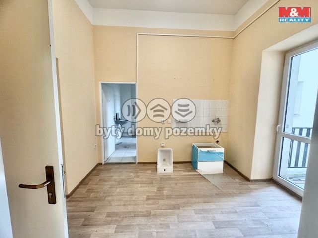 Pronájem, Kancelářský prostor, Chomutov