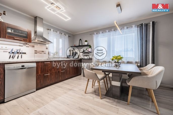 Prodej, Rodinný dům, Radonice