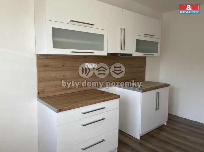 Pronájem, Rodinný dům, Čeperka