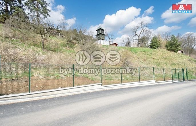 Prodej, Pozemek k bydlení, Komárov