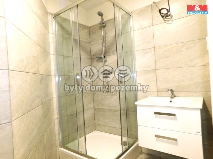 Pronájem, Byt 3+1, Cheb