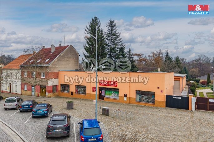 Prodej, Obchod a služby, Úvaly