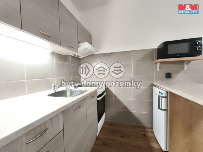 Pronájem, Byt 1+kk, Karviná