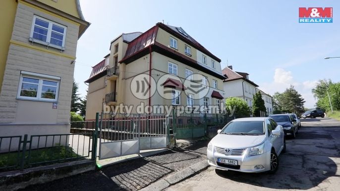 Prodej bytu 2+KK v Karlových Varech, 35 m2,