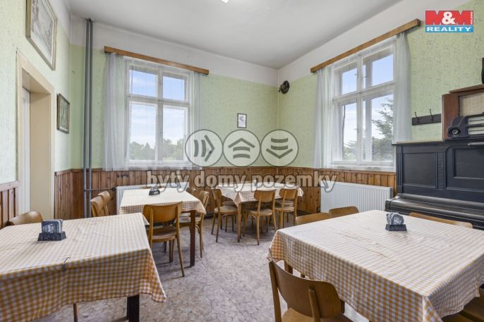 Prodej, Obchod a služby, Žlebské Chvalovice