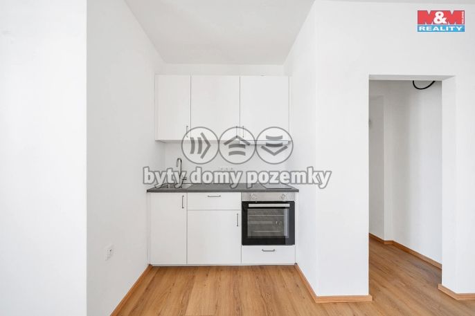 Pronájem, Byt 2+kk, Hradec Králové