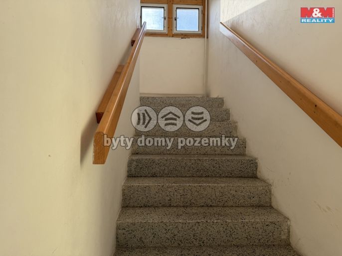 Pronájem, Byt 1+1, Staňkovice