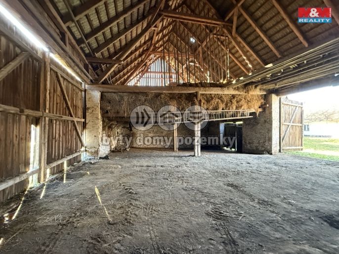 Prodej, Zemědělská usedlost, Chrášťany