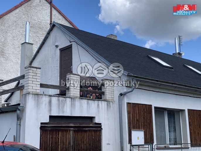 Pronájem, Byt 1+kk, Vojkovice